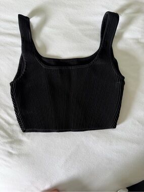 Babaton Black Ribbed Square Crop Tank